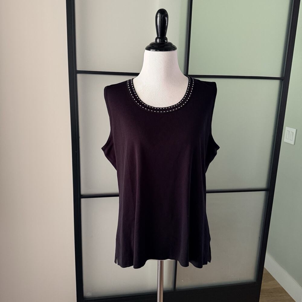 Exclusively Misook Sweater XL Black White Neck Detail 100% Acrylic Made Korea
